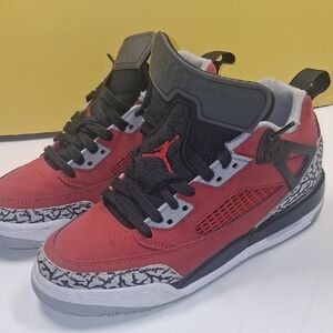 Jordan Kids Shoes in Red and Black